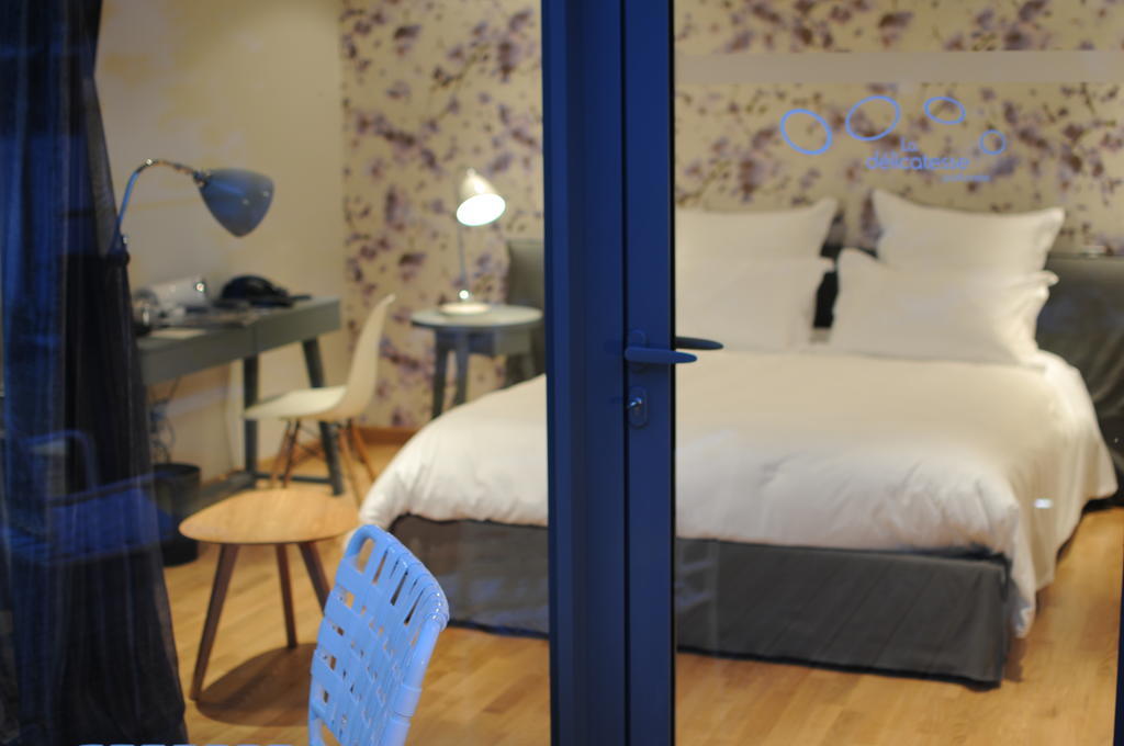 Hotel-Restaurant L'Aquarelle Breuillet  Rom bilde